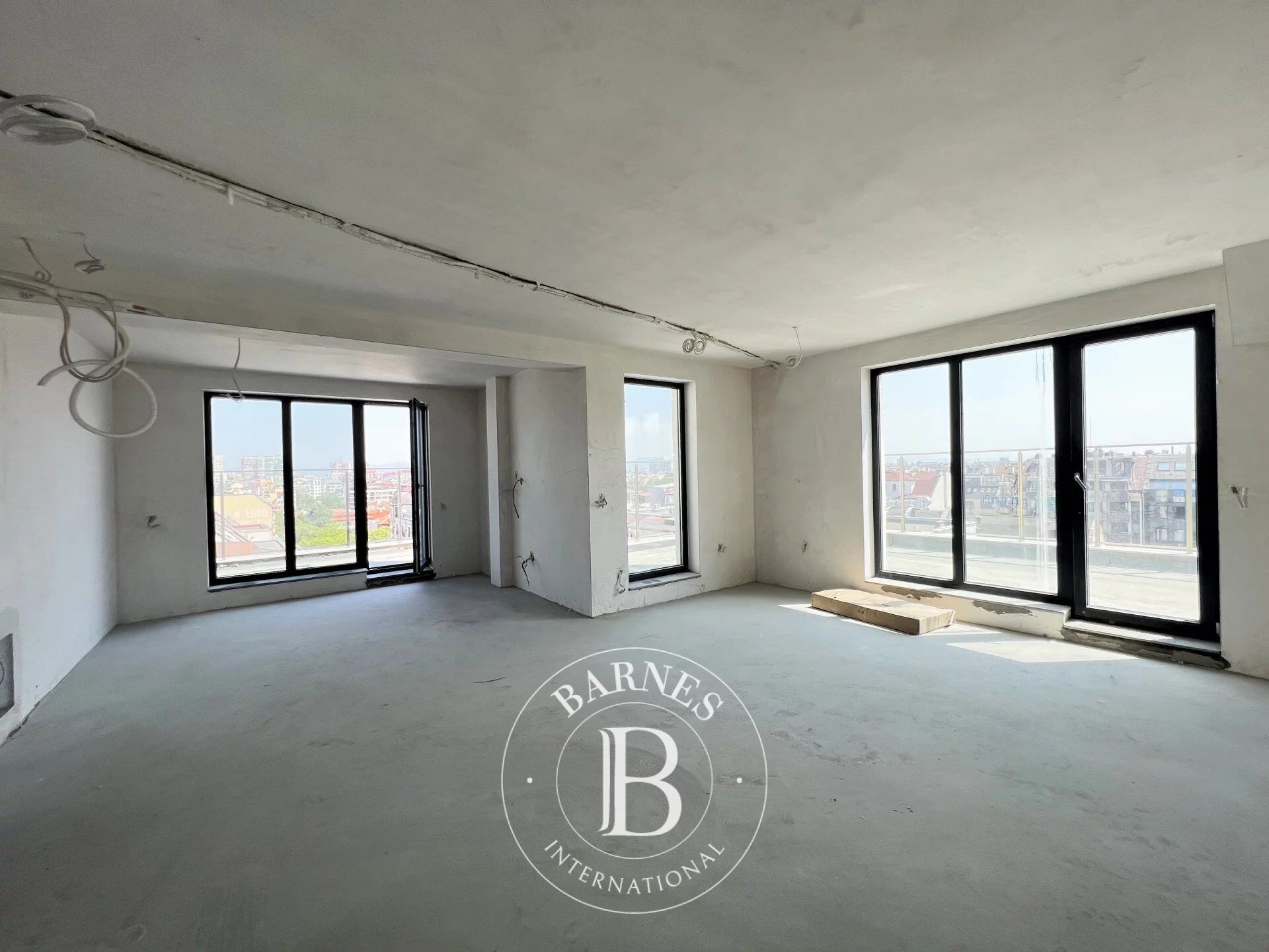 Penthouse Sofia - picture 5