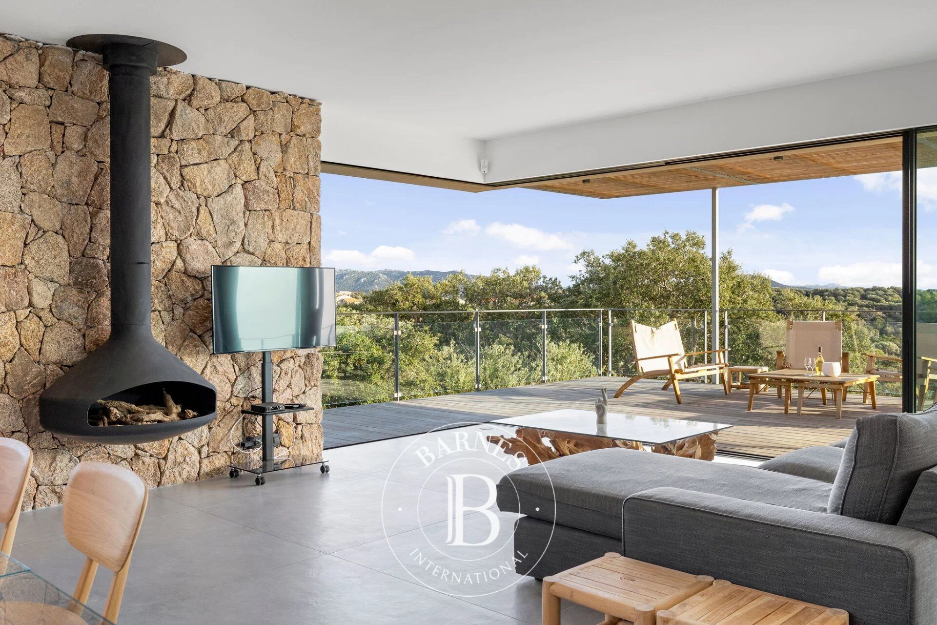 Exclusive - Pianottoli Caldarello - Property with Sea and Mountain view - picture 3