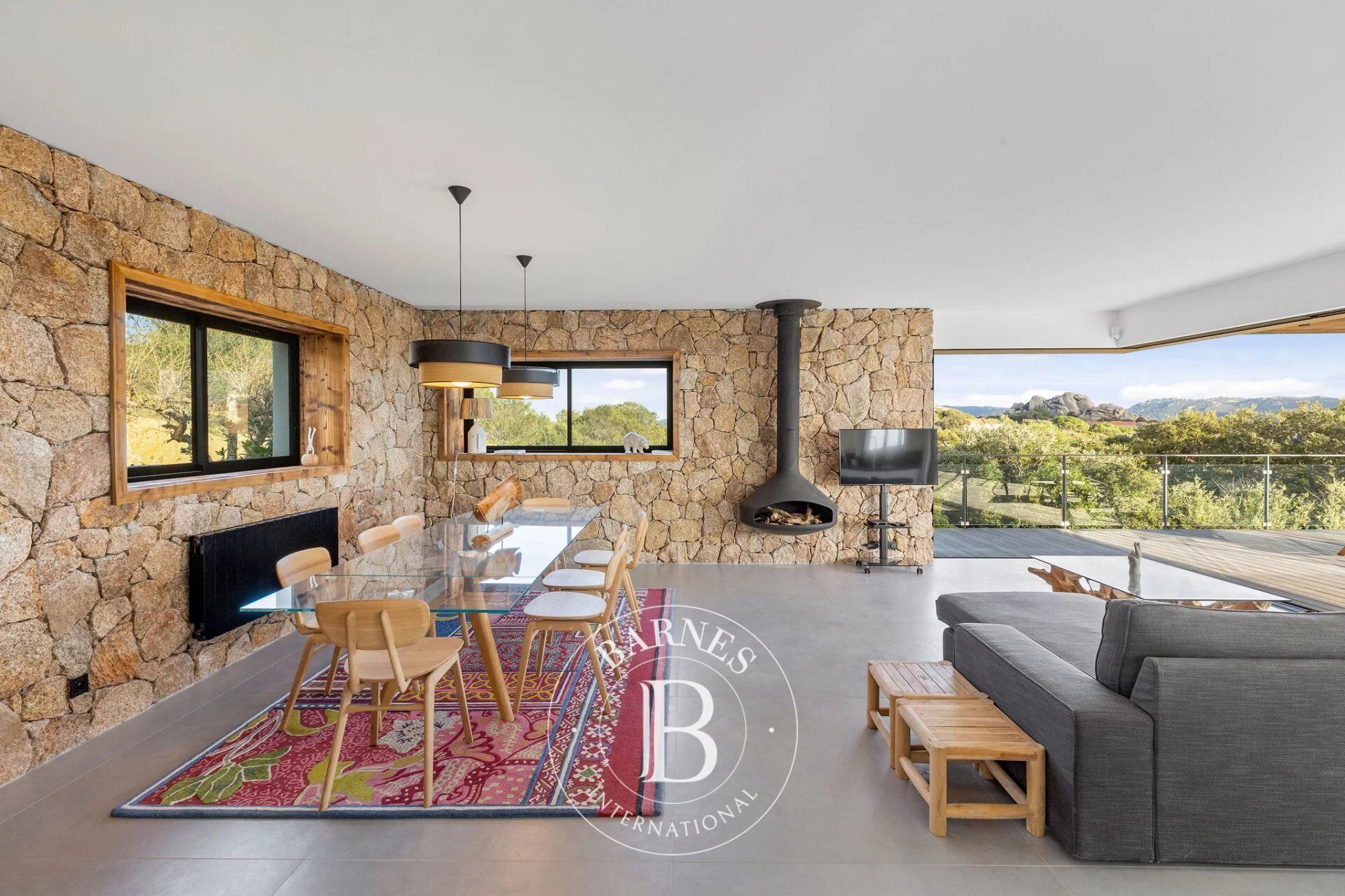 Exclusive - Pianottoli Caldarello - Property with Sea and Mountain view - picture 2