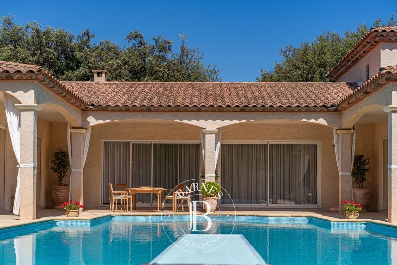 Venta, Villa Castries - picture 3