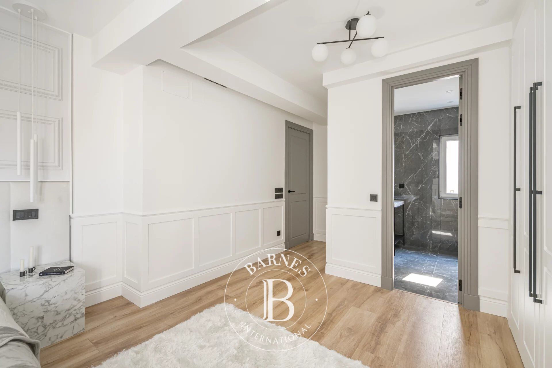 Daire Madrid - picture 12