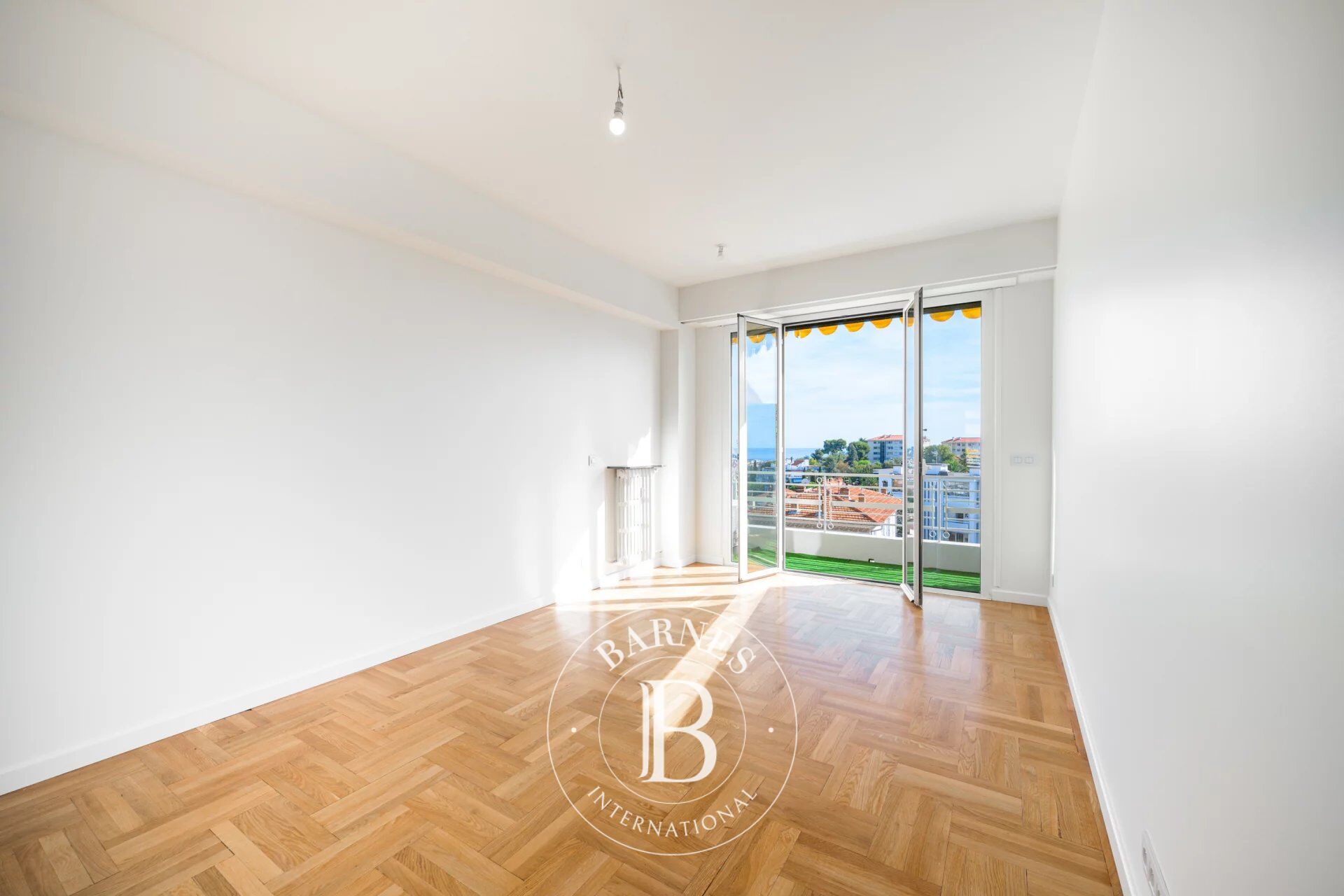 Daire Nice - picture 10