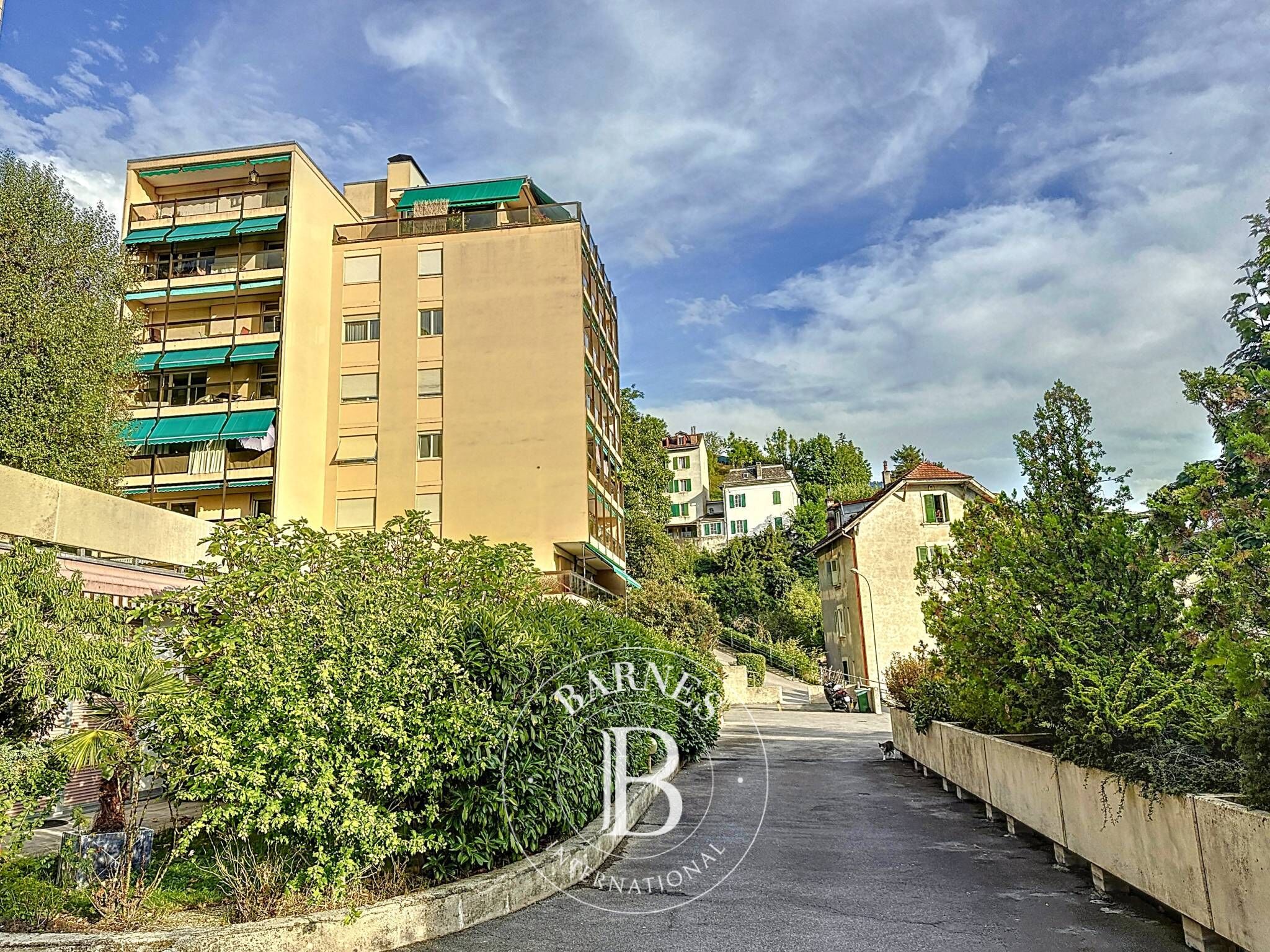 Daire Montreux - picture 17