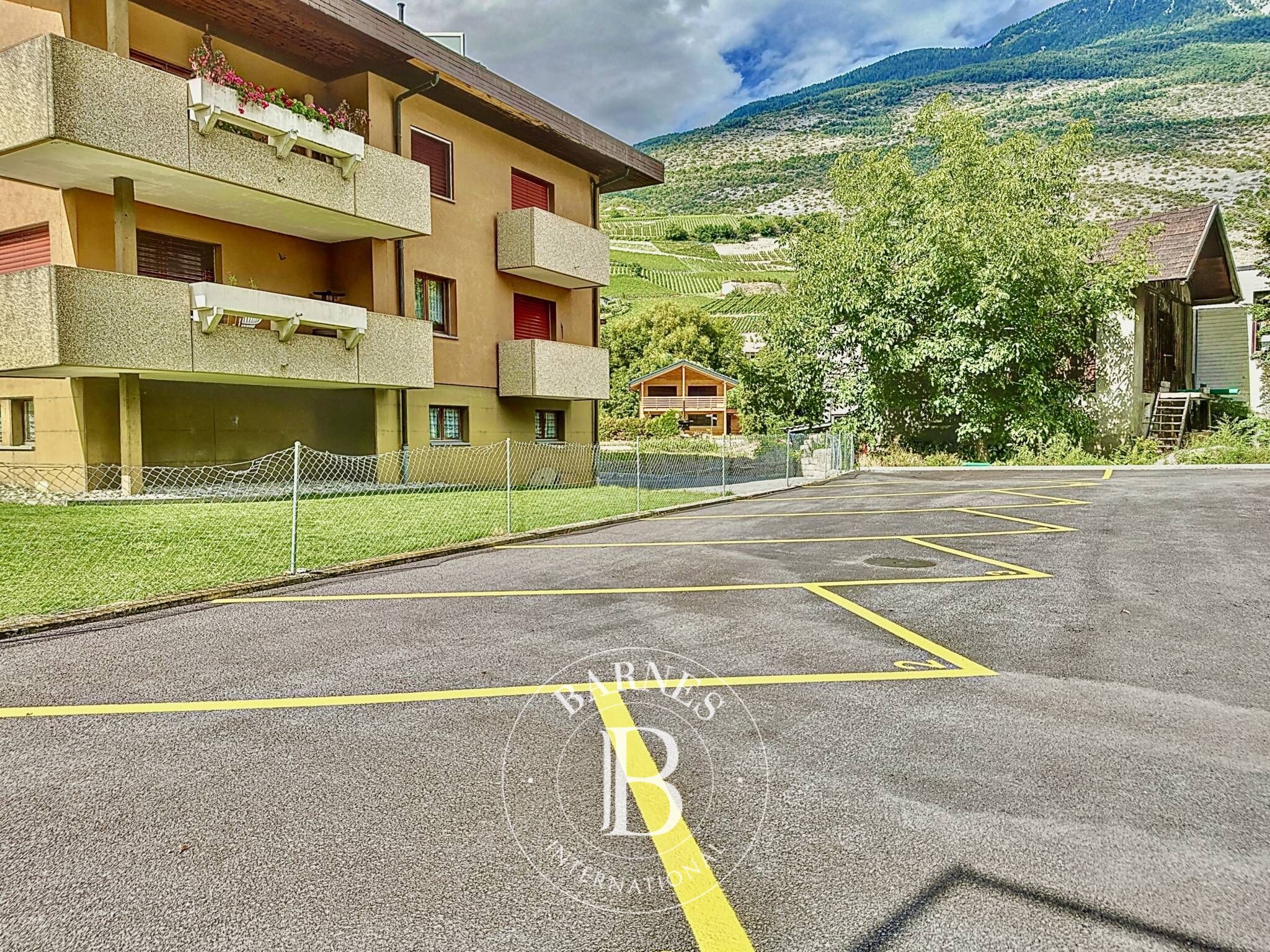 Daire Salquenen - picture 11