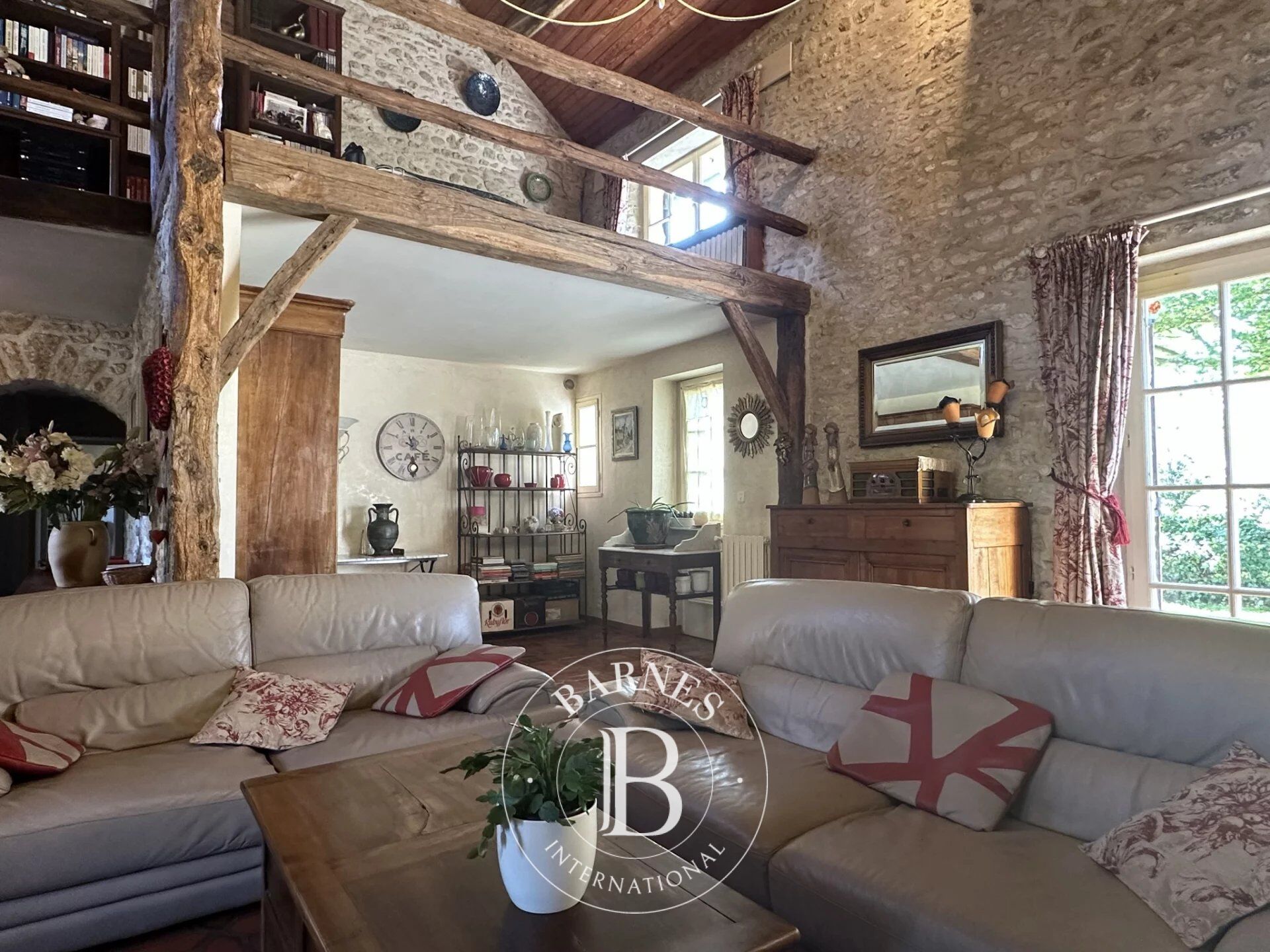 Casa Roinvilliers - picture 2