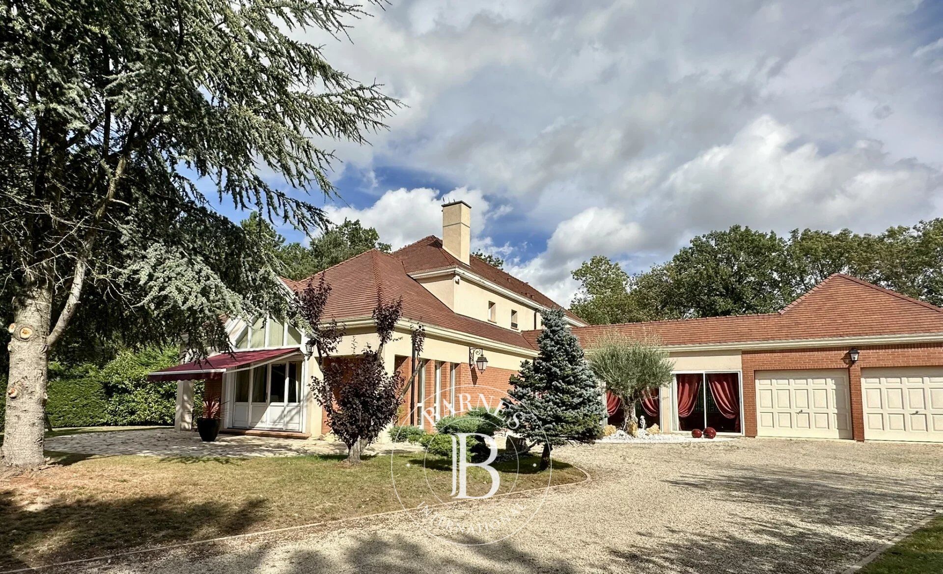 Haus Étiolles - picture 1