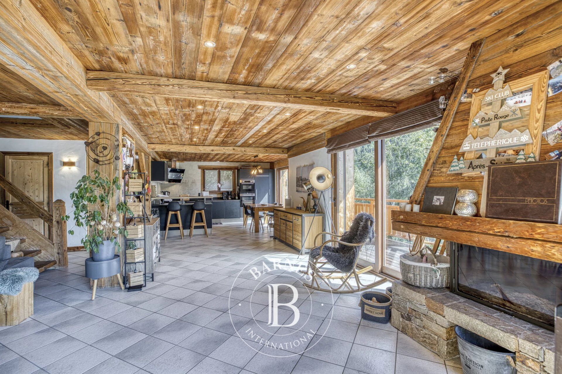 BARNES ARAVIS  - SAINT JEAN DE SIXT - CHALET CONTEMPORAIN AVEC PISCINE - picture 3