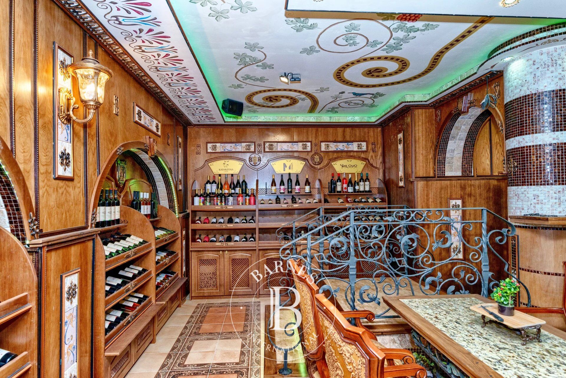 Hotel Plovdiv - picture 2