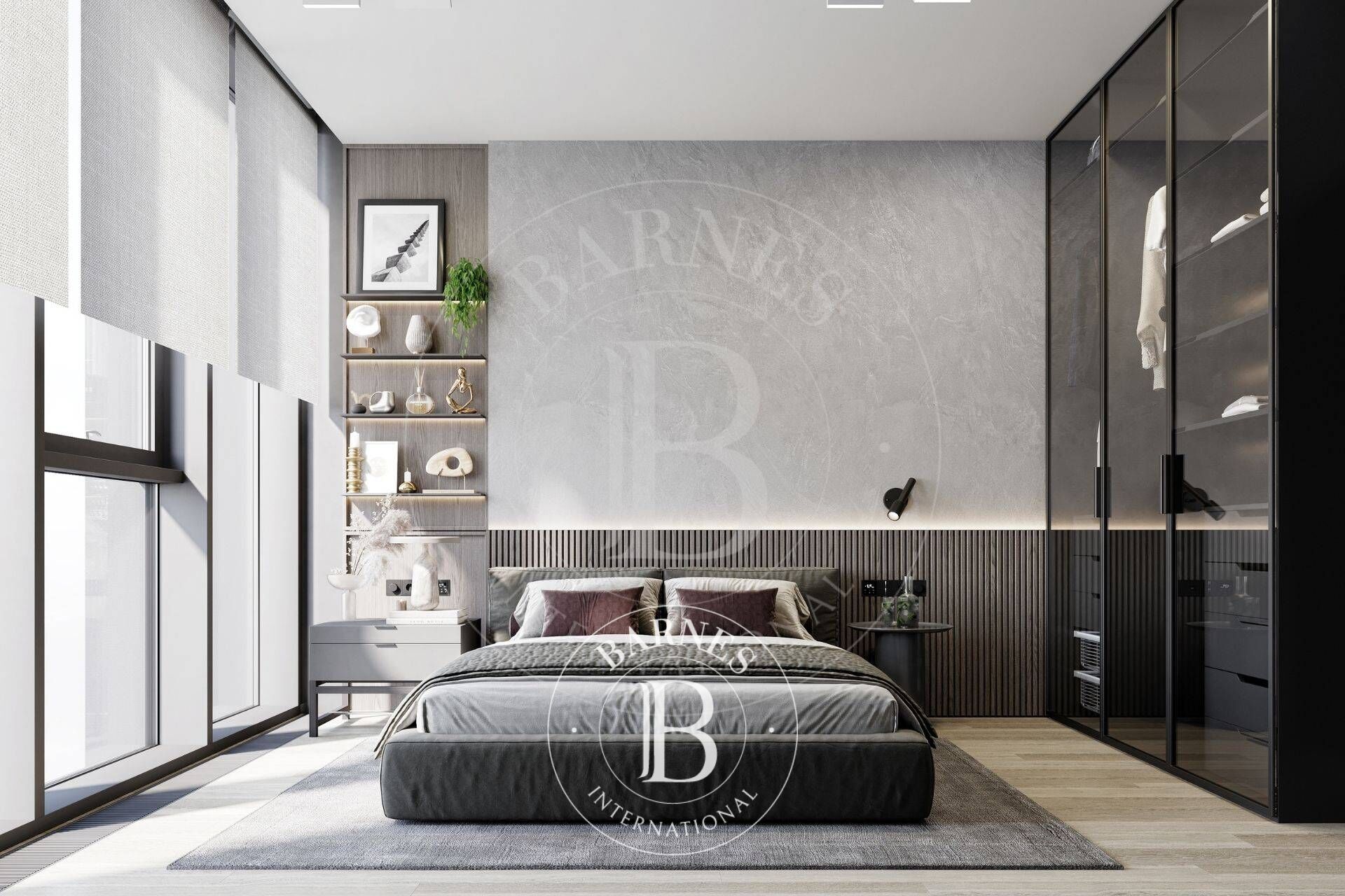 A Dynamic Hub of Home Offices and Commercial Spaces in a Historic Locale - picture 2