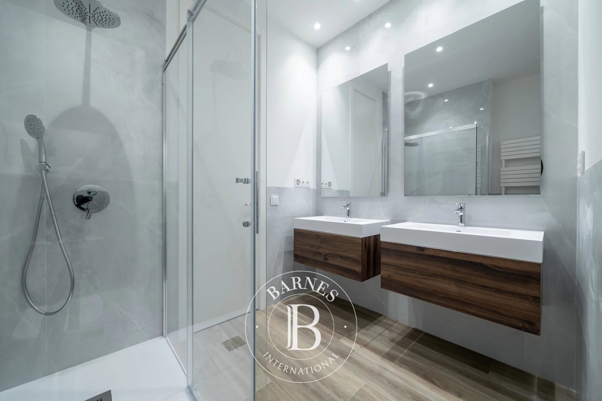 Daire Madrid - picture 30