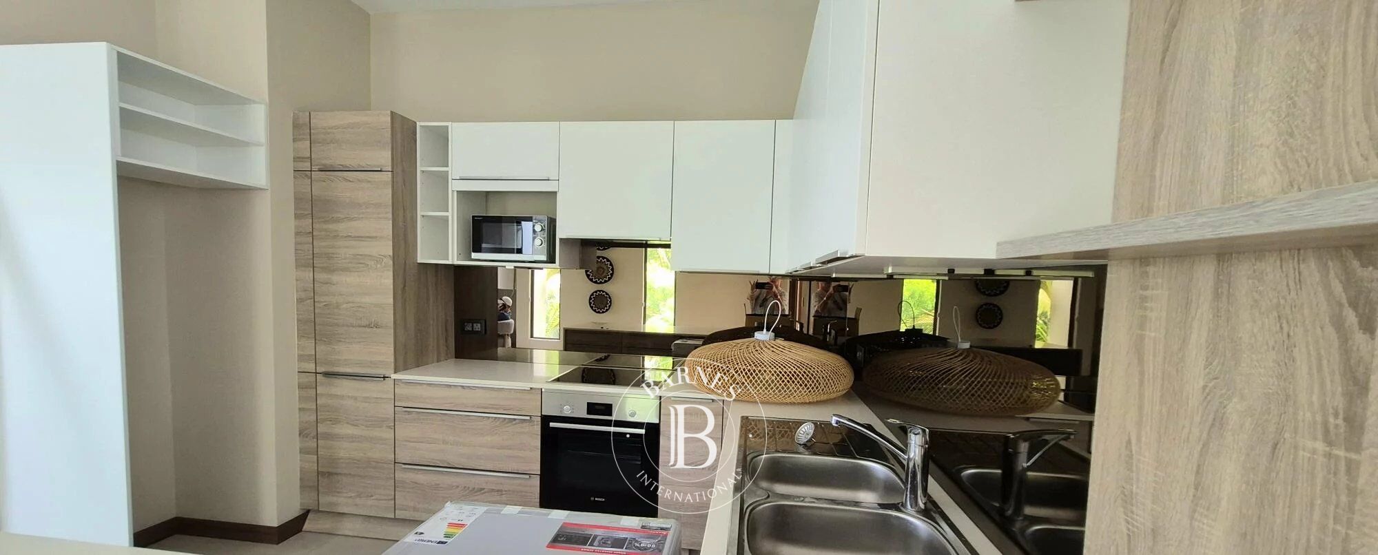 Piso Grand Baie - picture 1