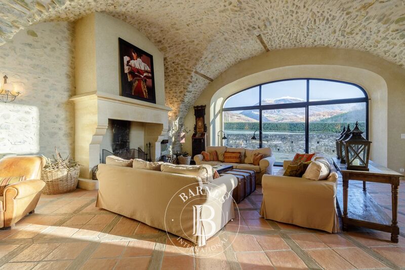 Venta, Casa Bourdeaux - picture 1