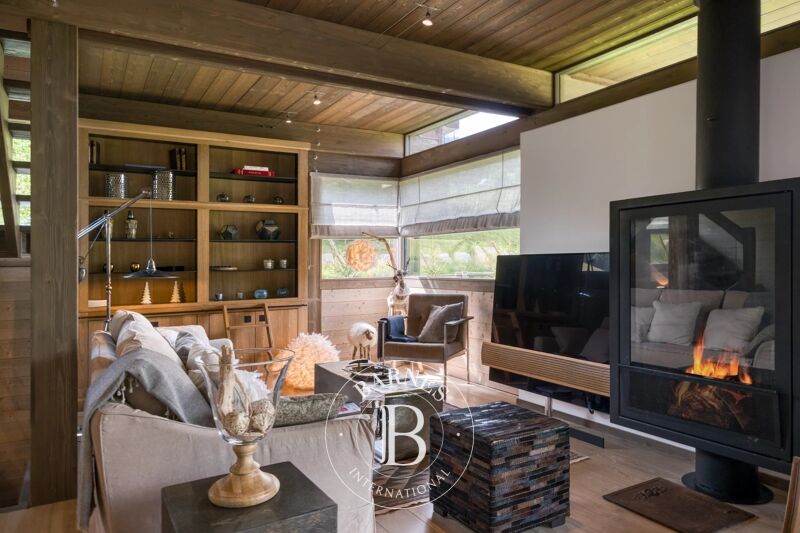 For Rent, Chalet Demi-Quartier - picture 1