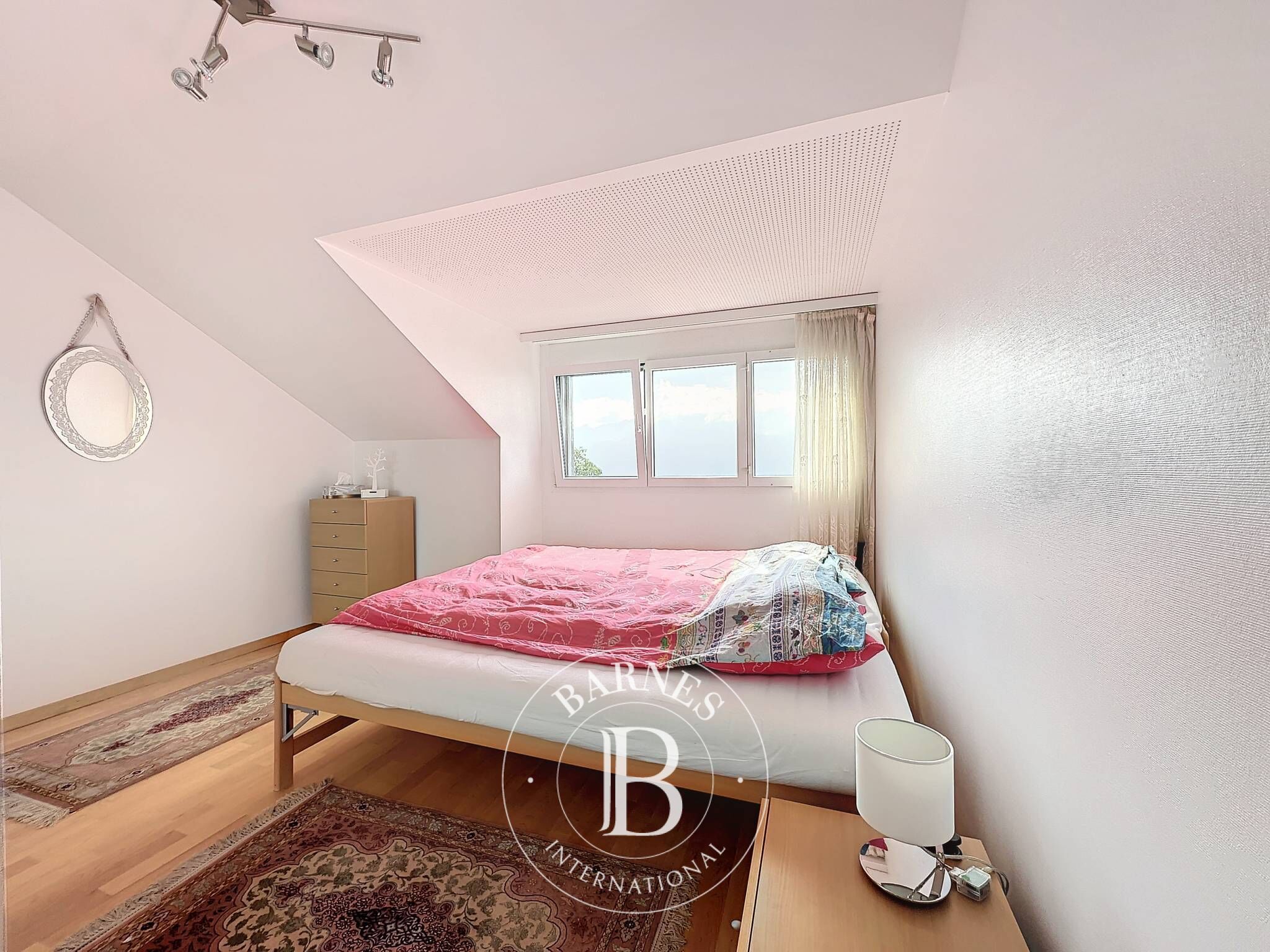 Daire Montreux - picture 6