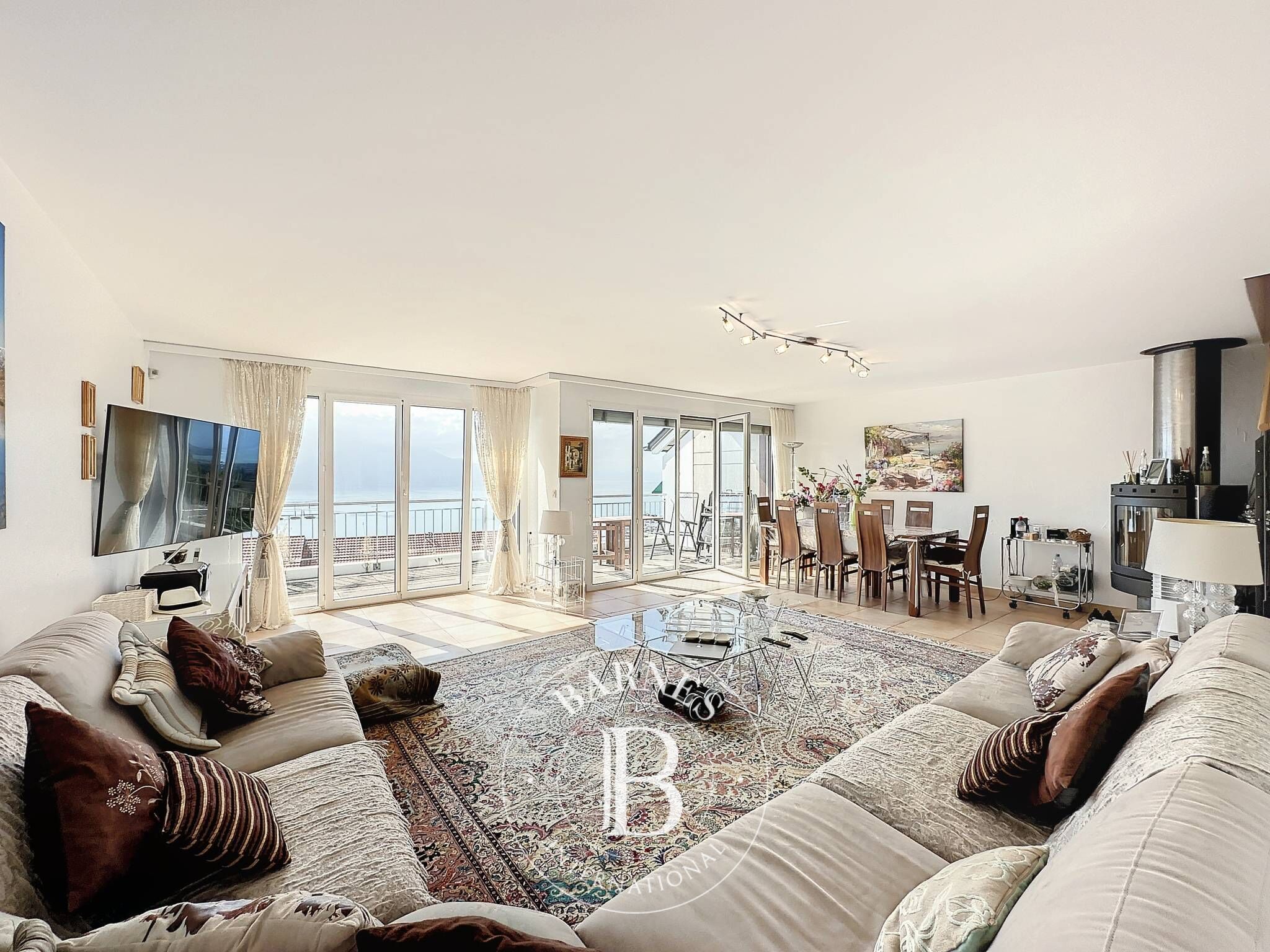 Daire Montreux - picture 28