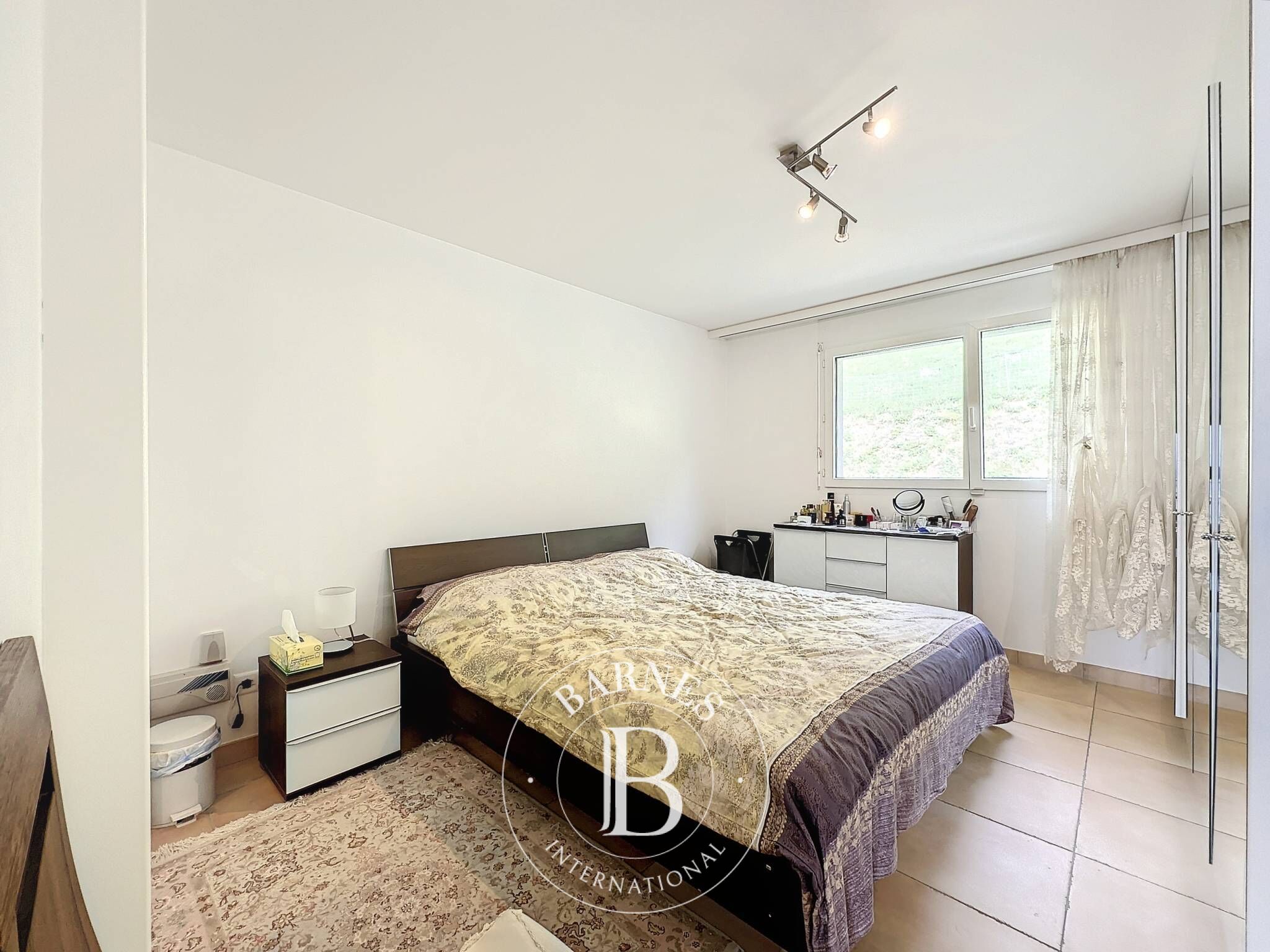 Daire Montreux - picture 15