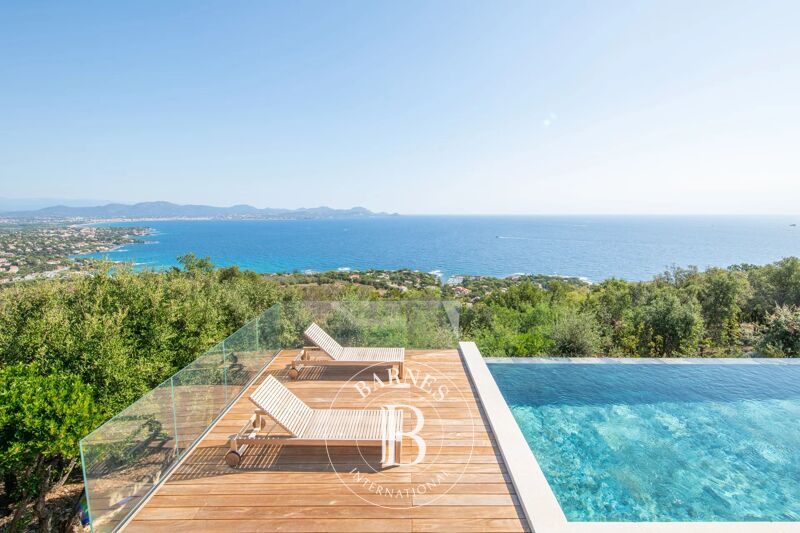 Venta, Villa Les Issambres - picture 1