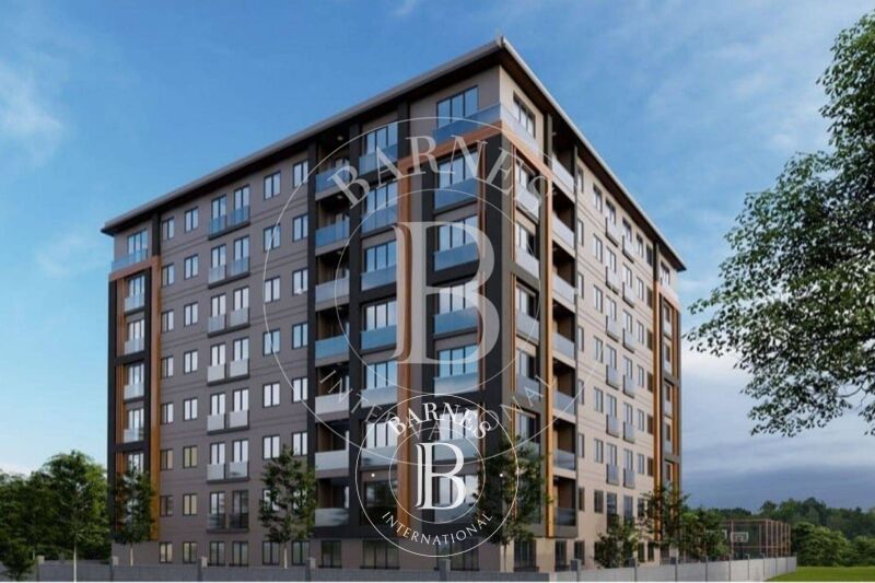 Easy Access to the City Center and Beyond