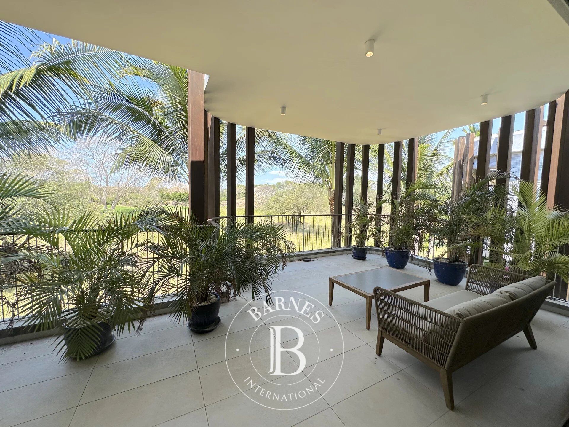 MONT CHOISY - Appartement haut de gamme - 2 chambres - picture 1