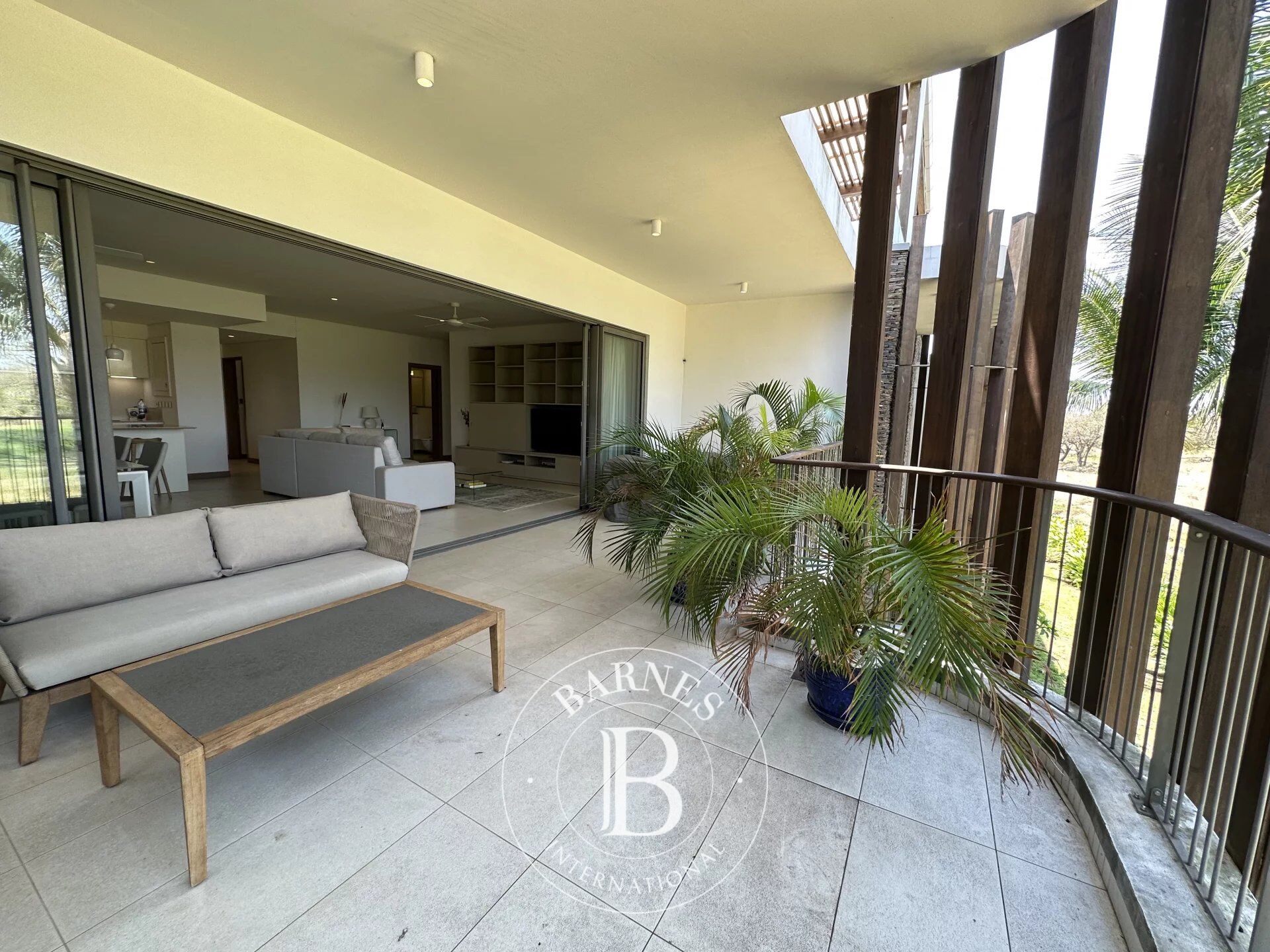 MONT CHOISY - Appartement haut de gamme - 2 chambres - picture 3