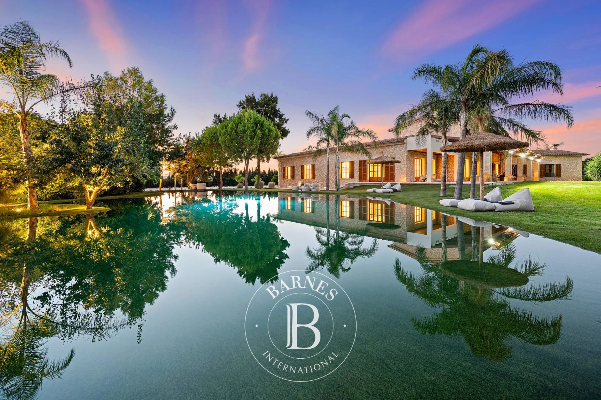 Private Luxury Finca on 2-Hectare Plot with Panoramic Mountain Views - picture 1