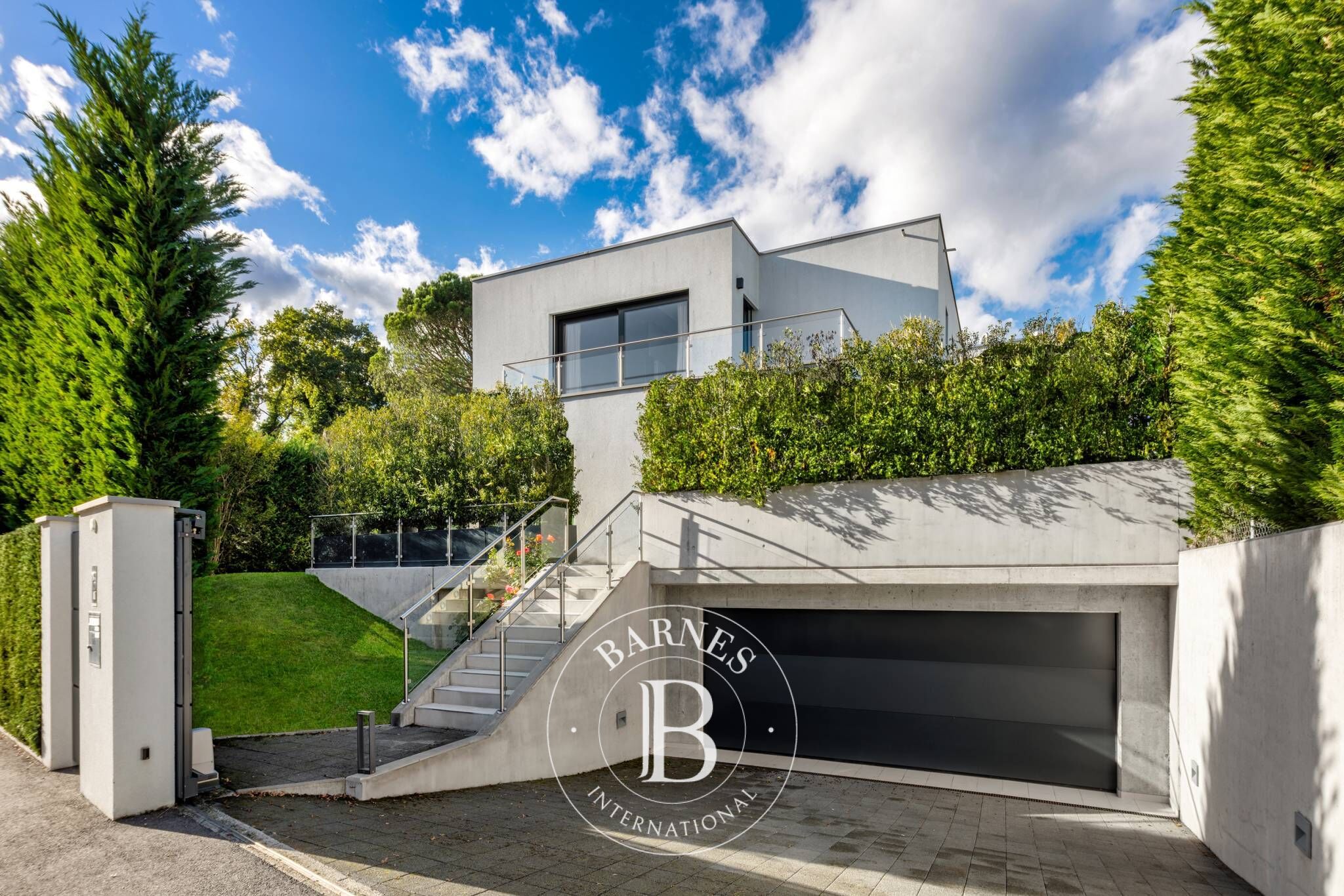 Superbe villa contemporaine très haut de gamme, Minergie. En exclusivité ! - picture 1