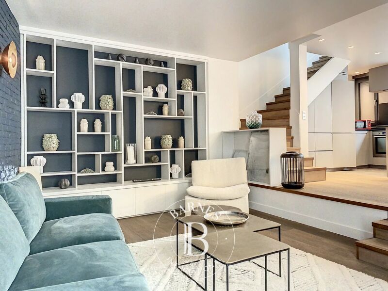 Loué, Maison Paris 18ème - picture 1