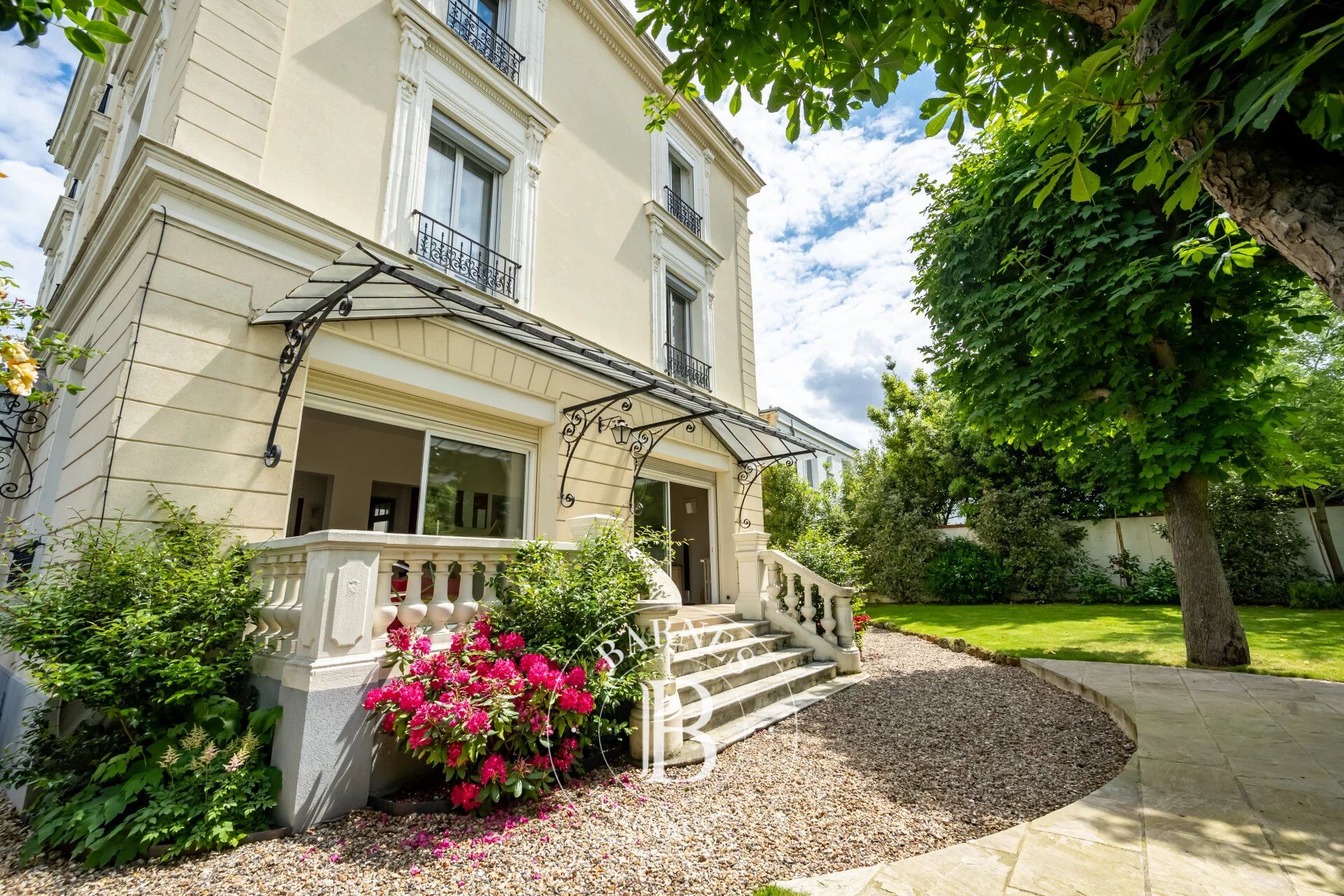 Anwesen Asnières-sur-Seine - picture 1