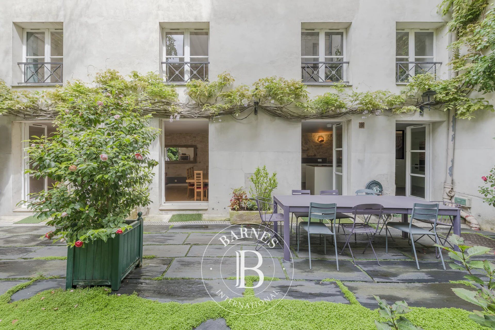 Piso Paris 4ème - picture 1