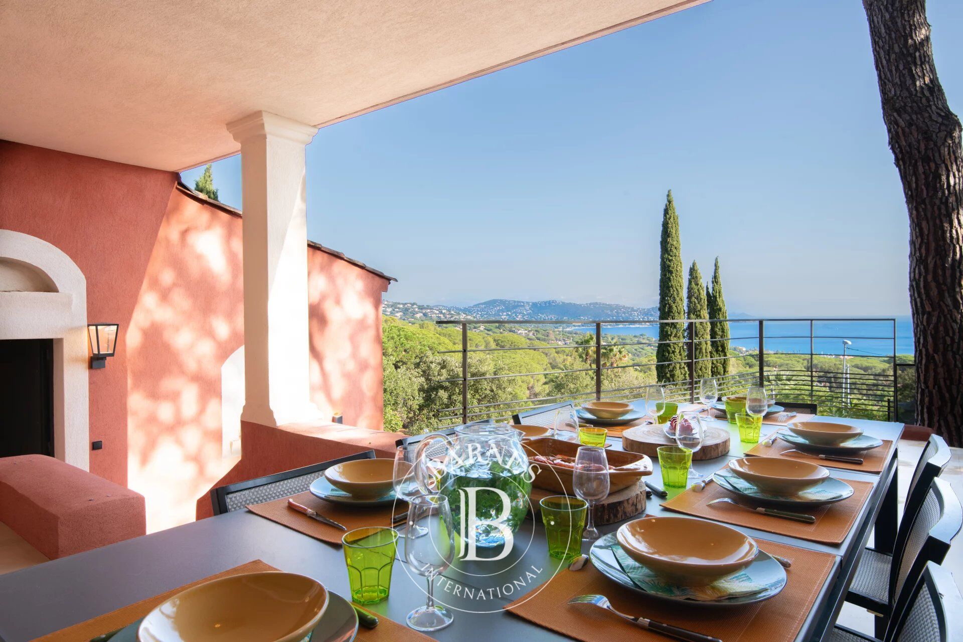 LOCATION SAISONNIÈRE - SAINTE-MAXIME - VILLA MODERNE VUE MER - 4 CHAMBRES - picture 3