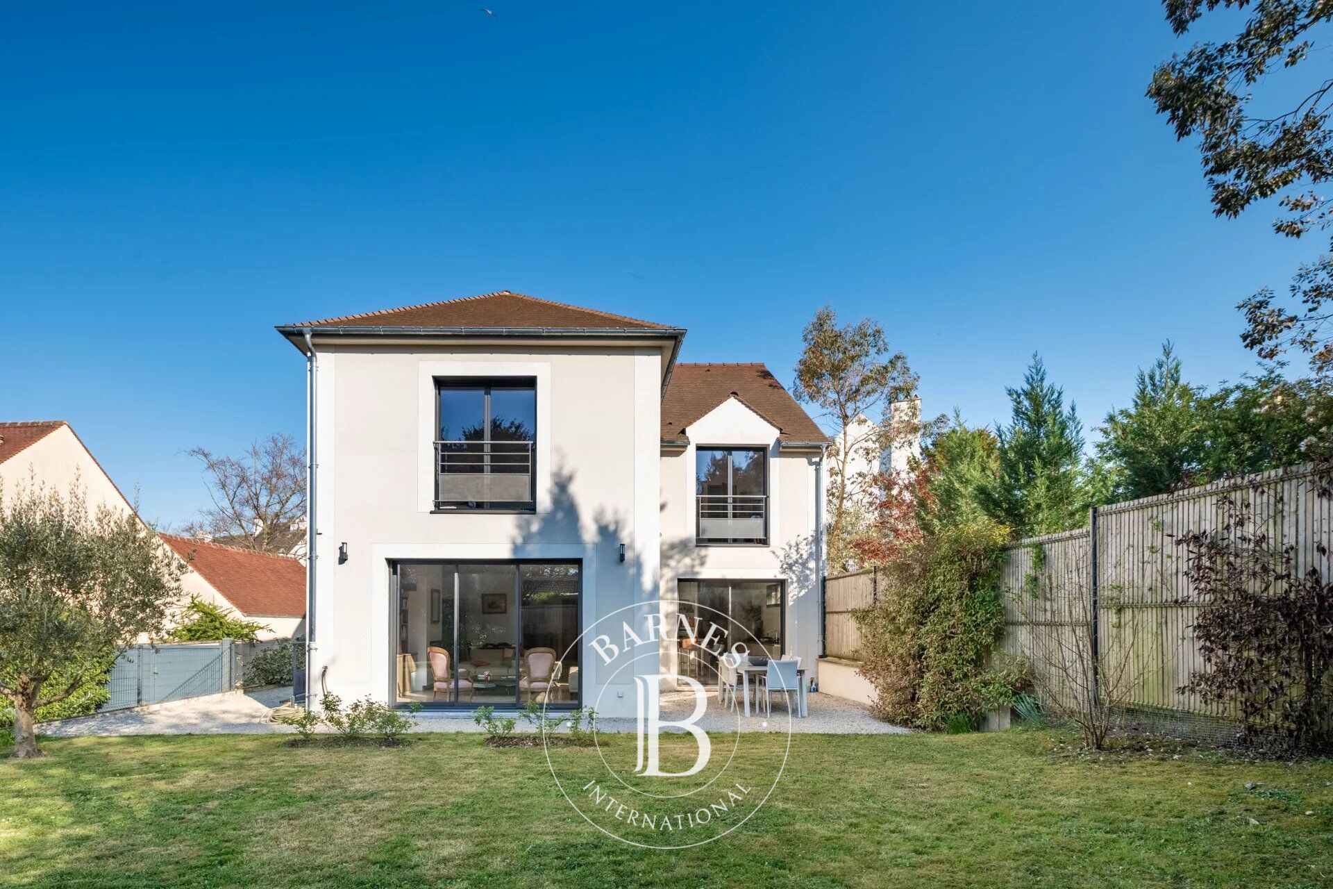 Casa Fourqueux - picture 1