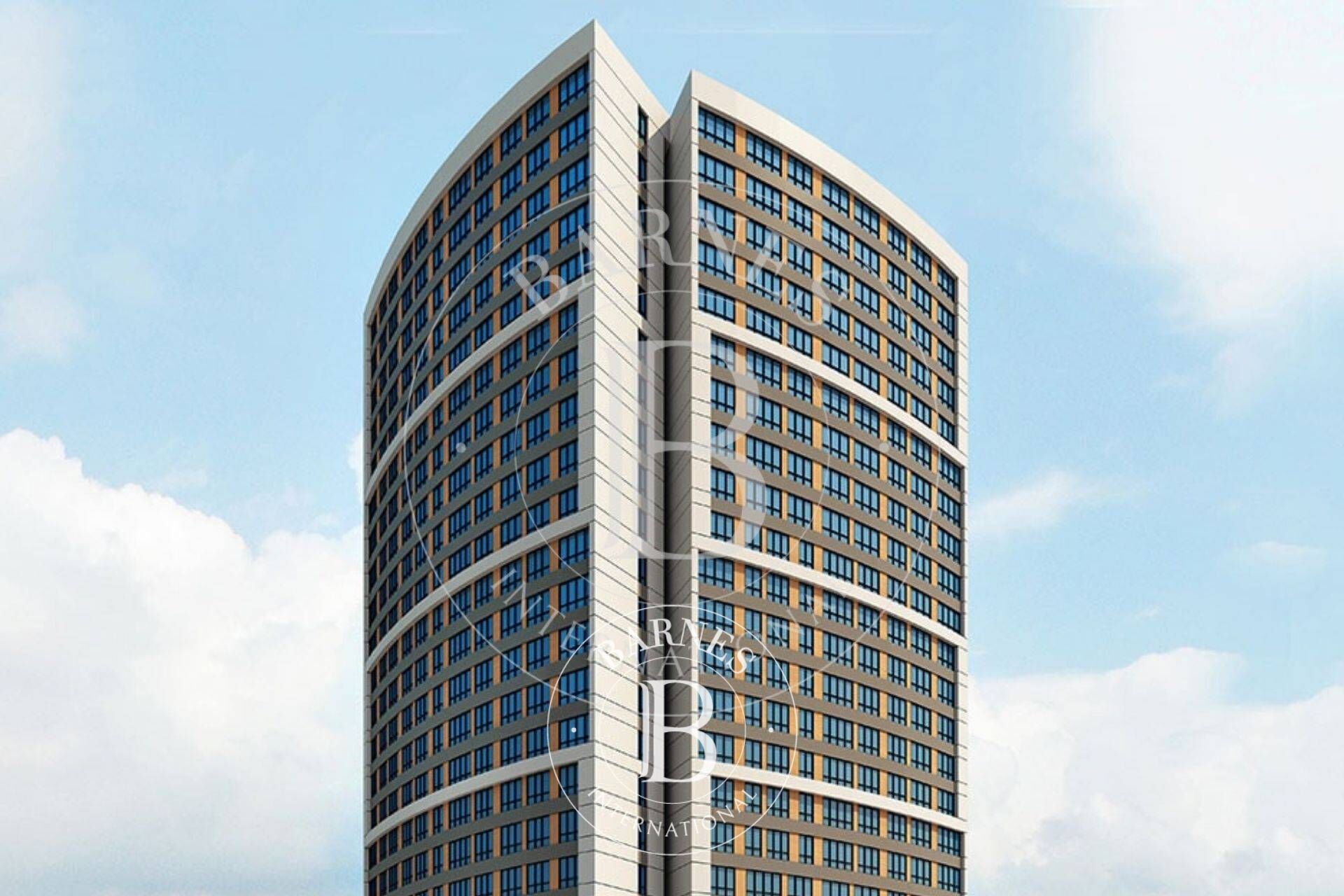 Combinant Résidence et Entreprise à Domicile à Maltepe - picture 2