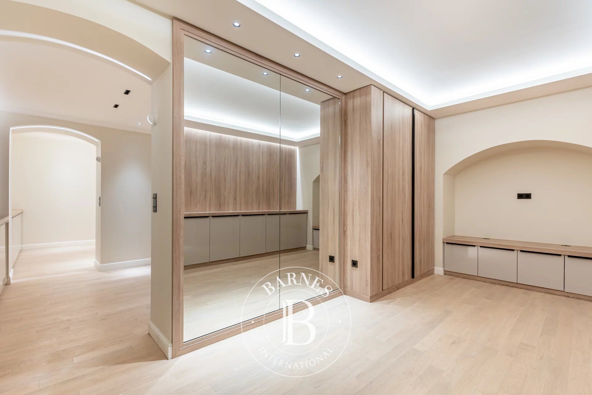 For Sale, Mansion Paris 16ème - picture 9