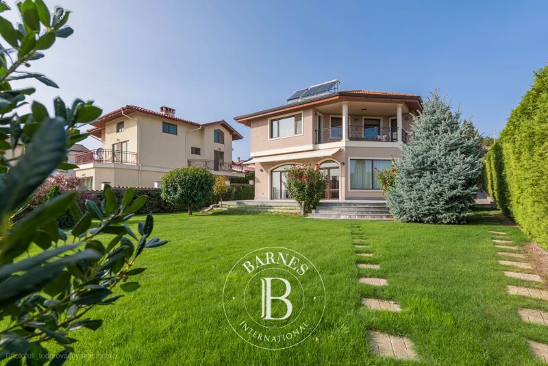 Venta, Piso Varna - picture 2