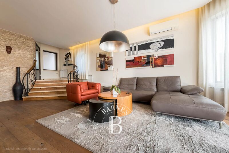 Venta, Piso Varna - picture 1