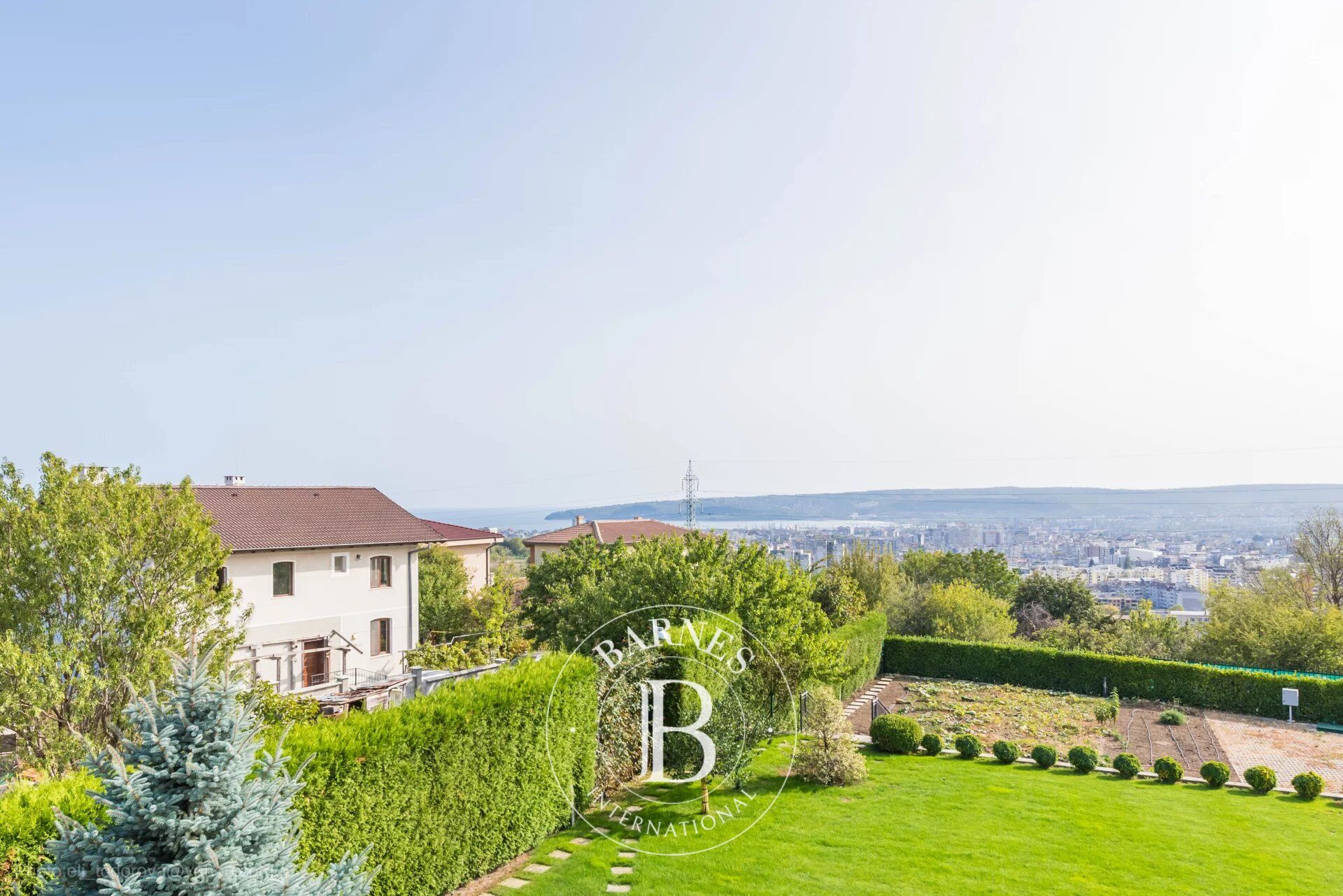 Daire Varna - picture 23