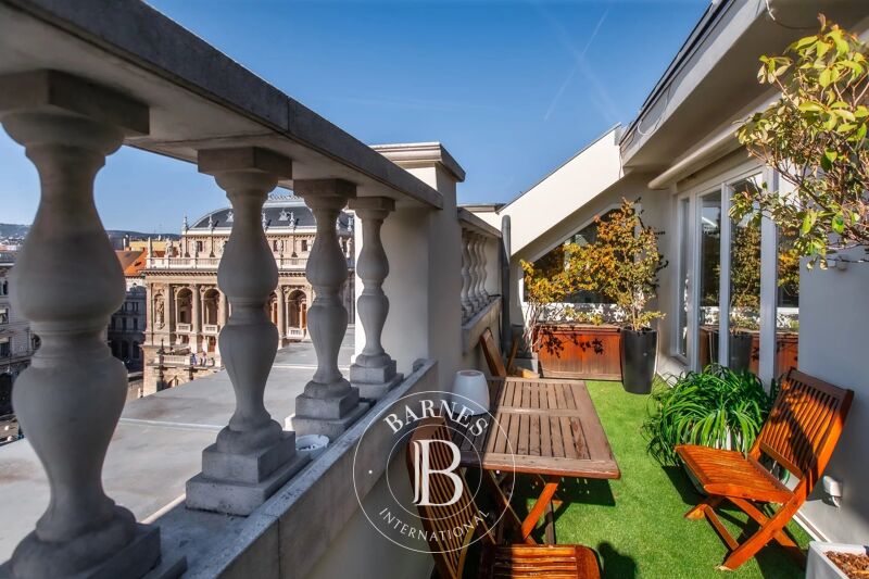 Venta, Ático Budapest VI. kerülete - picture 1