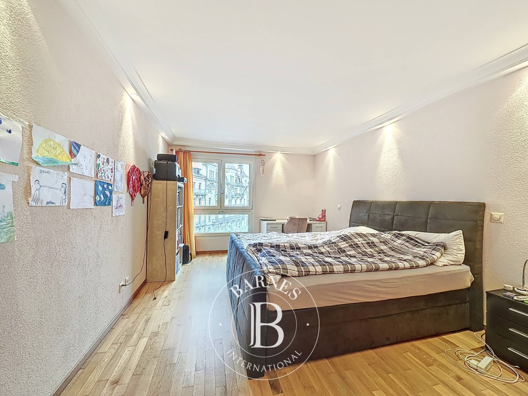 Daire Montreux - picture 6