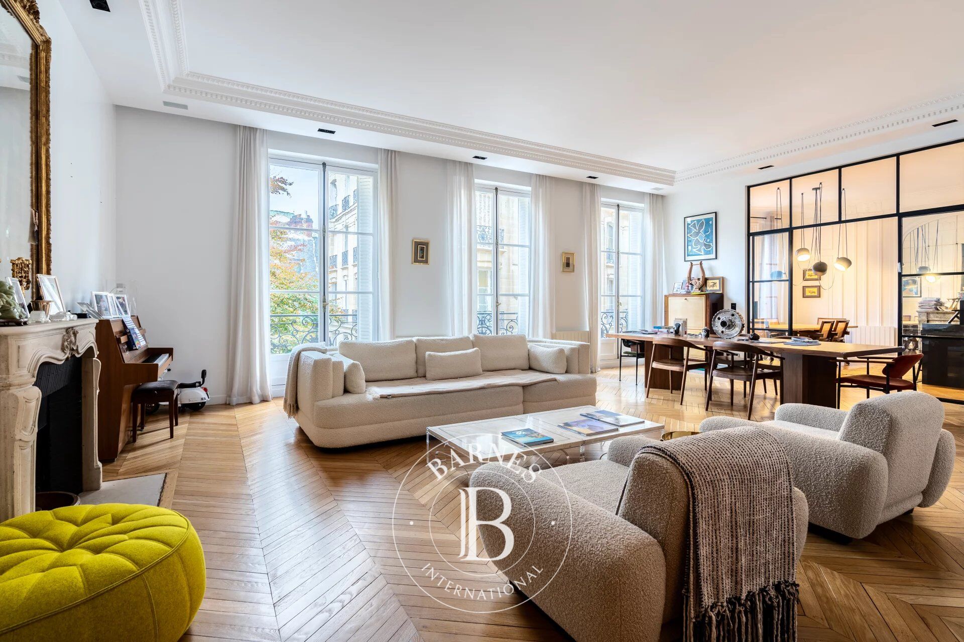 Paris 16 - Victor Hugo / Square Lamartine - Superbe appartement familial et de réception - 4 chambres