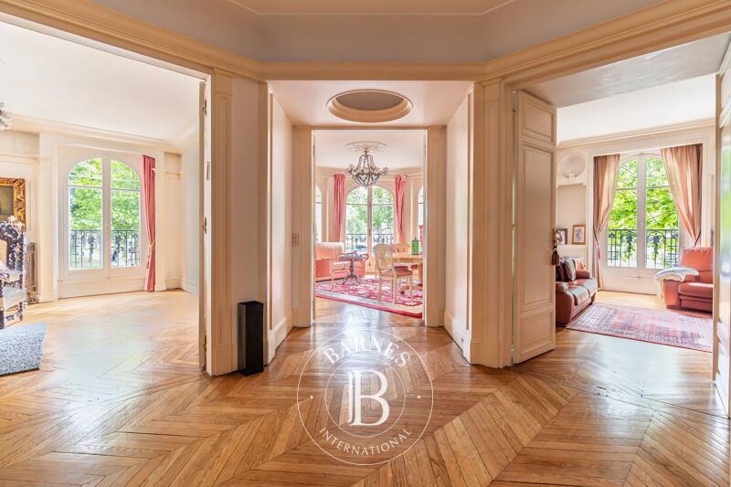 For Sale Apartment | Paris 16ème - picture 2