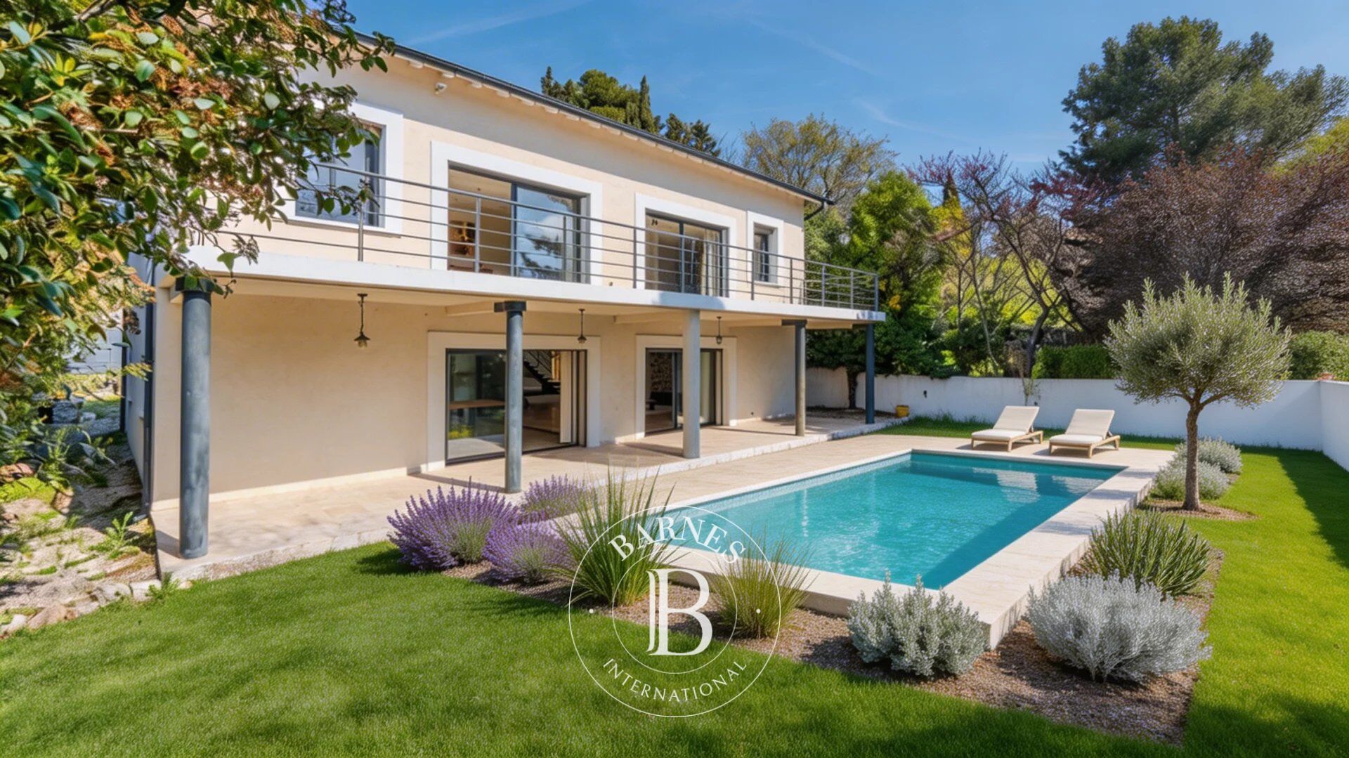 AIX EN PROVENCE - TOWNHOUSE - CITY CENTRE - 34MSQM - 7 BEDROOMS - GARDEN - SWIMMING POOL POSSIBLE - picture 1