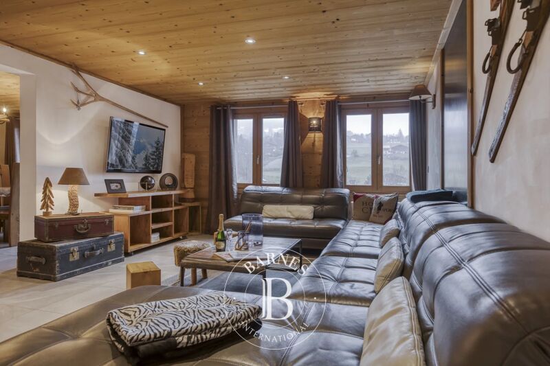 For Rent, Apartment Demi-Quartier - picture 1