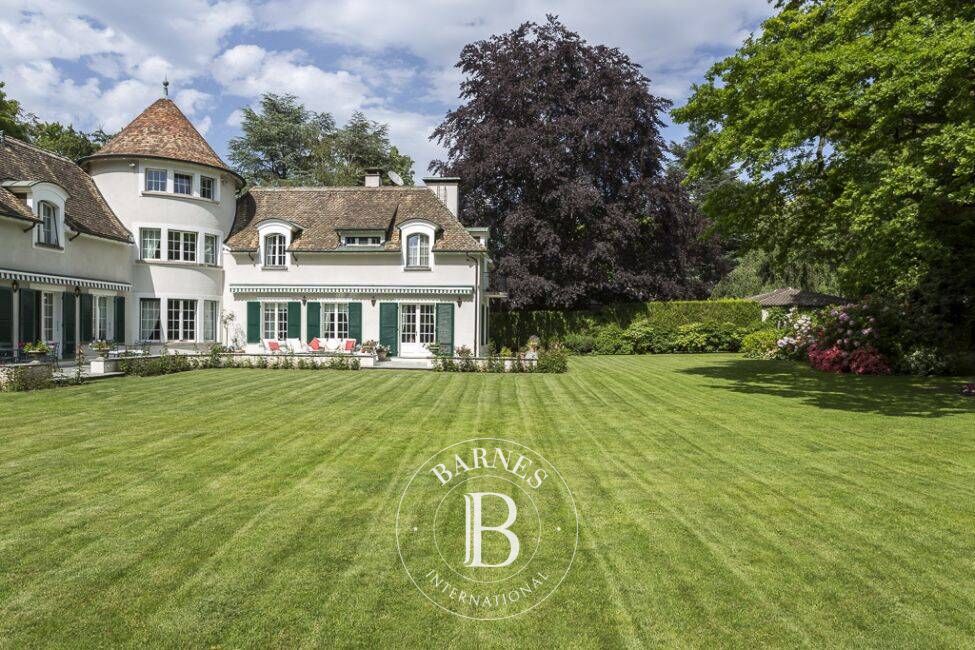 Villa Vandoeuvres - picture 4