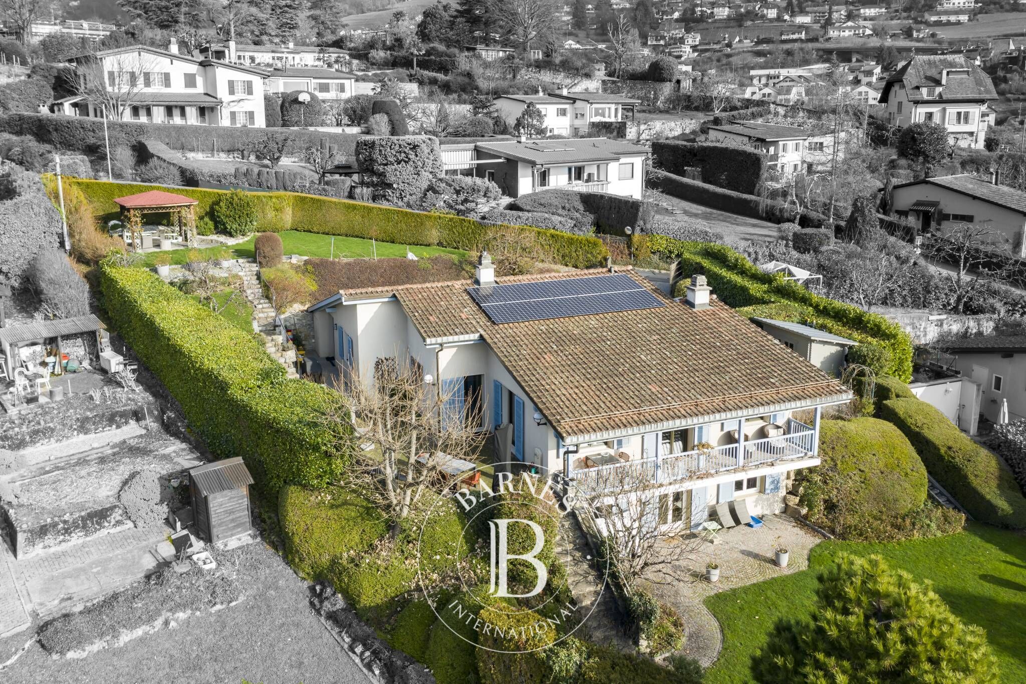 Villa Montreux - picture 6