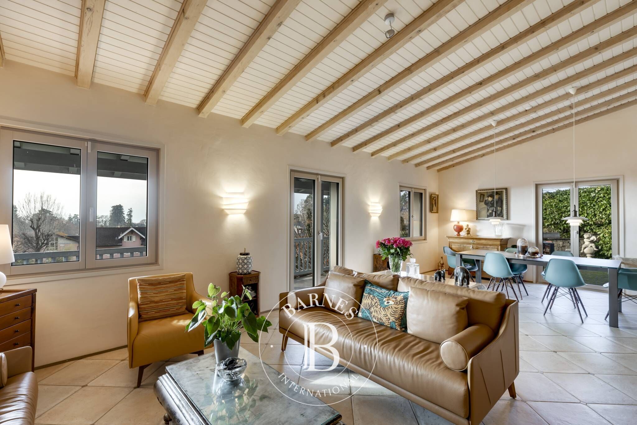 Villa Montreux - picture 5