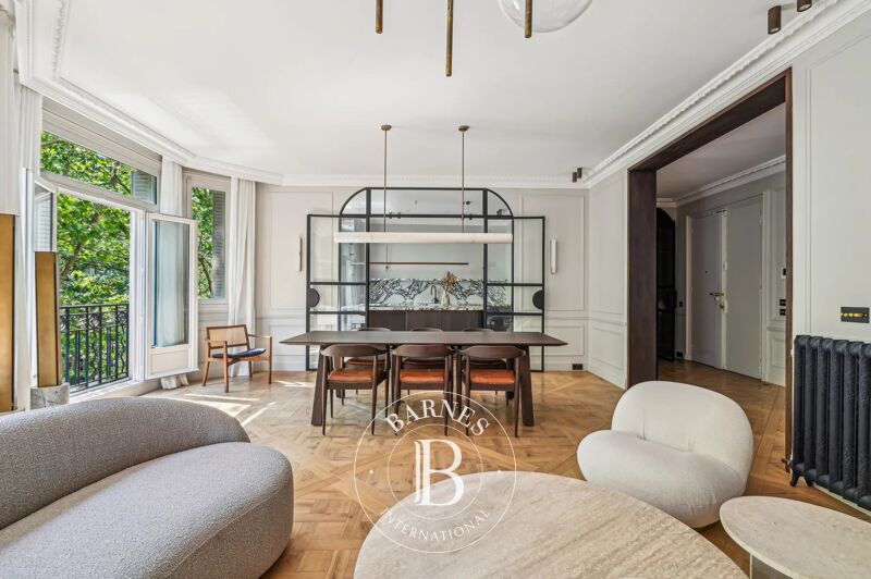For Sale Apartment | Paris 7ème - picture 2