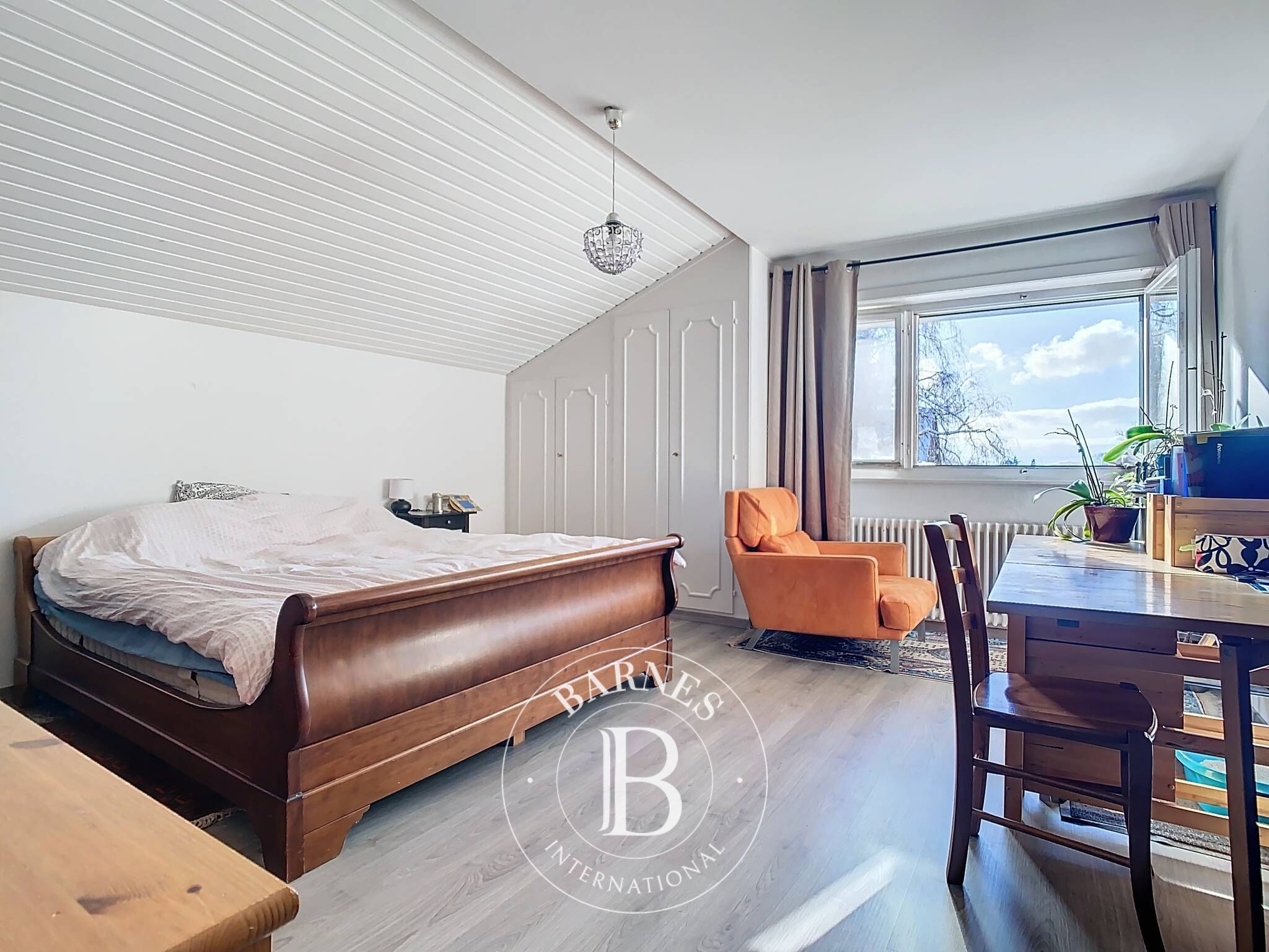 Très belle villa familiale de 250m2  - Quartier résidentiel et calme - picture 3