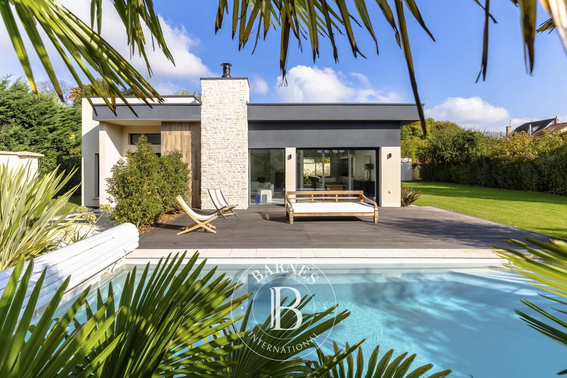 Villa Croissy-sur-Seine - picture 1