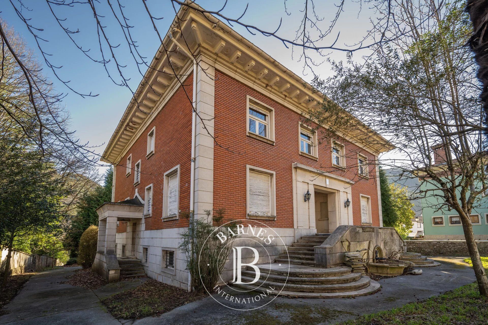 Ev Legazpi - picture 23