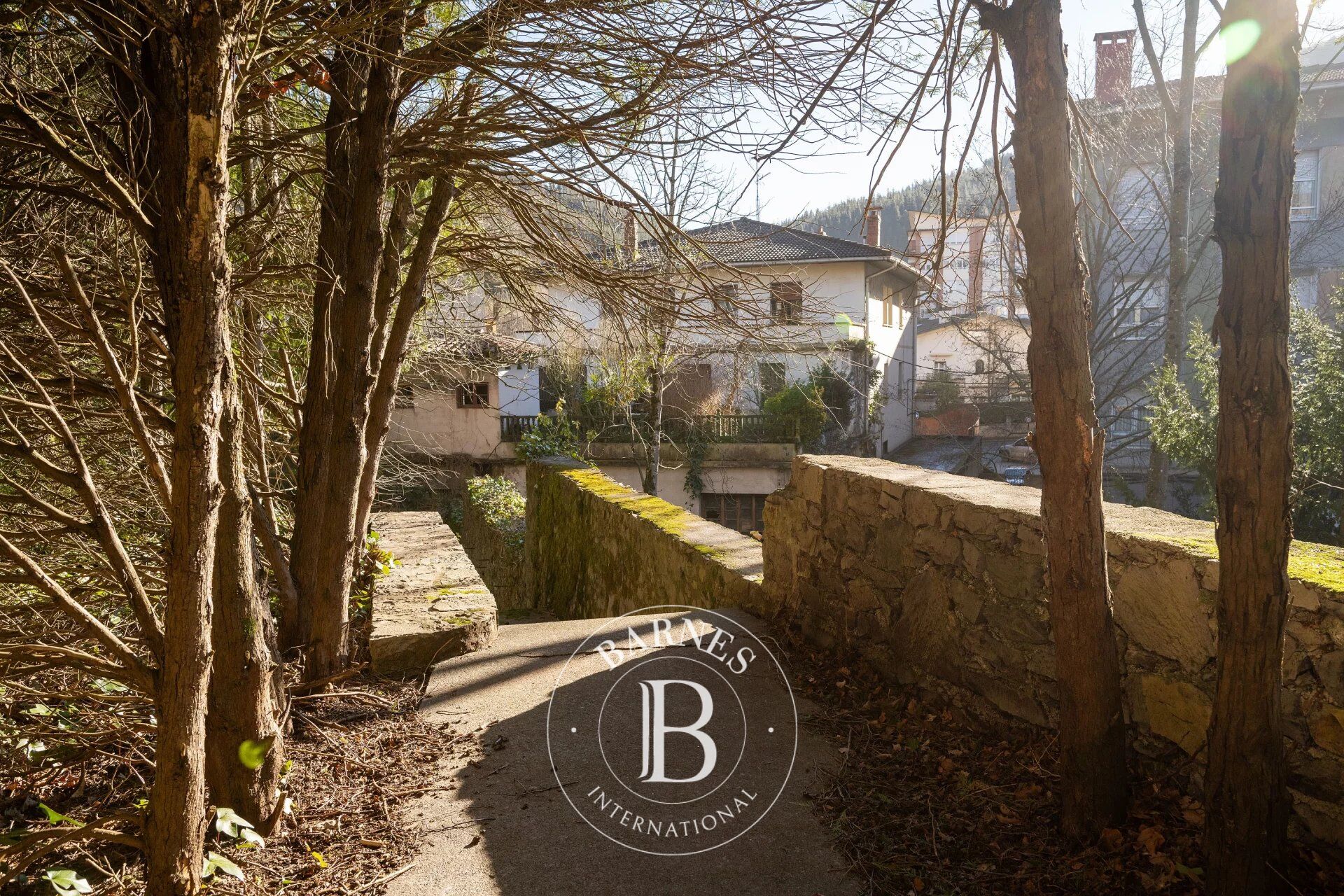 Ev Legazpi - picture 13